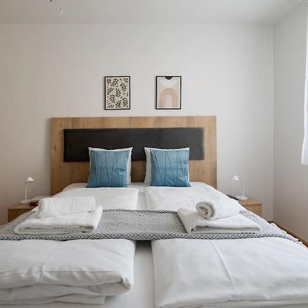 Cute 1Br Hideaway & City Quick By Hm Вена Экстерьер фото